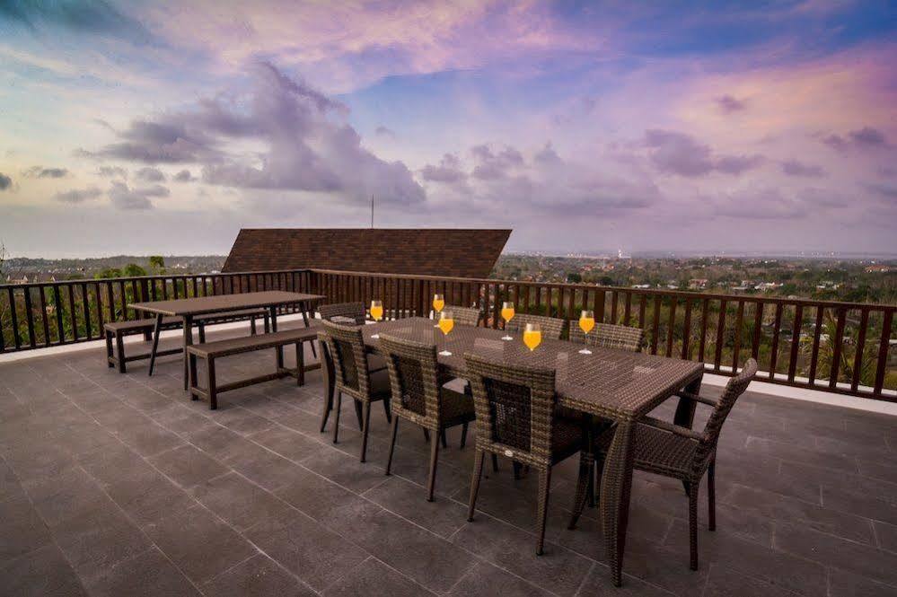 Jimbaran Sea View Villa Exterior photo