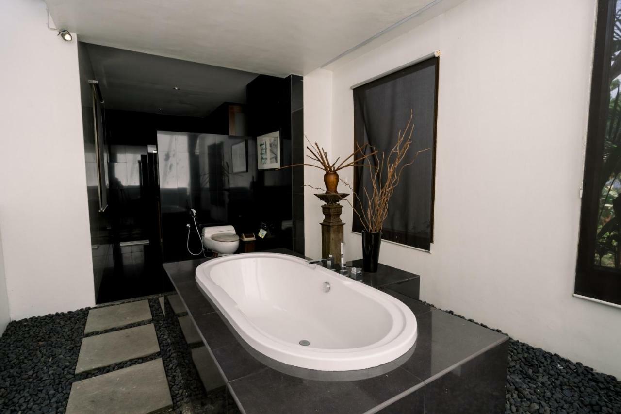 Jimbaran Sea View Villa Exterior photo